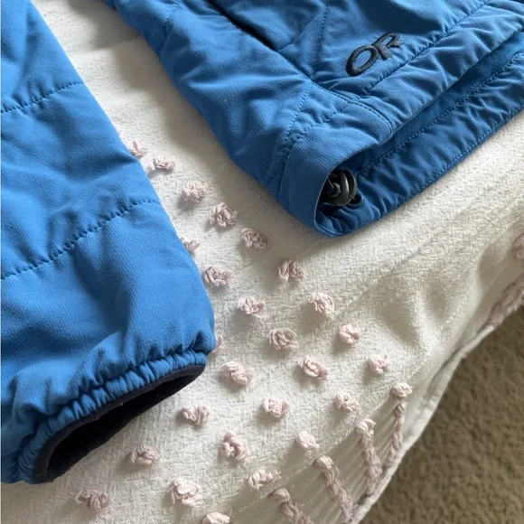 Outdoor Research Women's Bright Blue Hooded Puffer Jacket xs - Picture 5 of 11